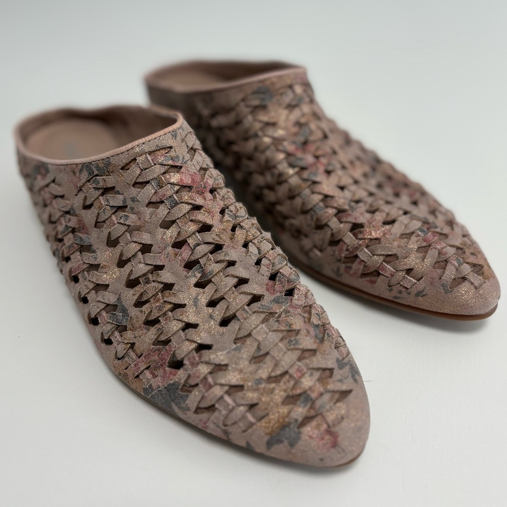 Antelope Mule Slip On Soft Floral Leather